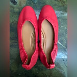 JCrew women’s  Ballet Flat Size 8 B Red Leather Slip On Shoe Classic Medium B